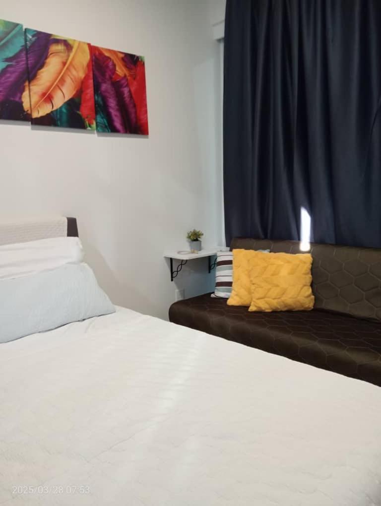Pinay Home- The Shore Kota Kinabalu Ngoại thất bức ảnh