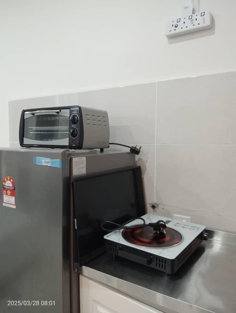 Pinay Home- The Shore Kota Kinabalu Ngoại thất bức ảnh