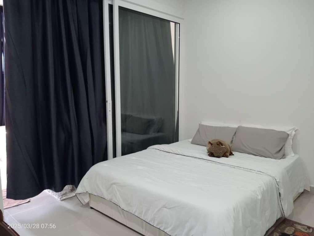 Pinay Home- The Shore Kota Kinabalu Ngoại thất bức ảnh
